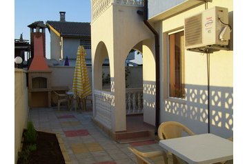 Bulgārija Privát Černomorec, Eksterjers